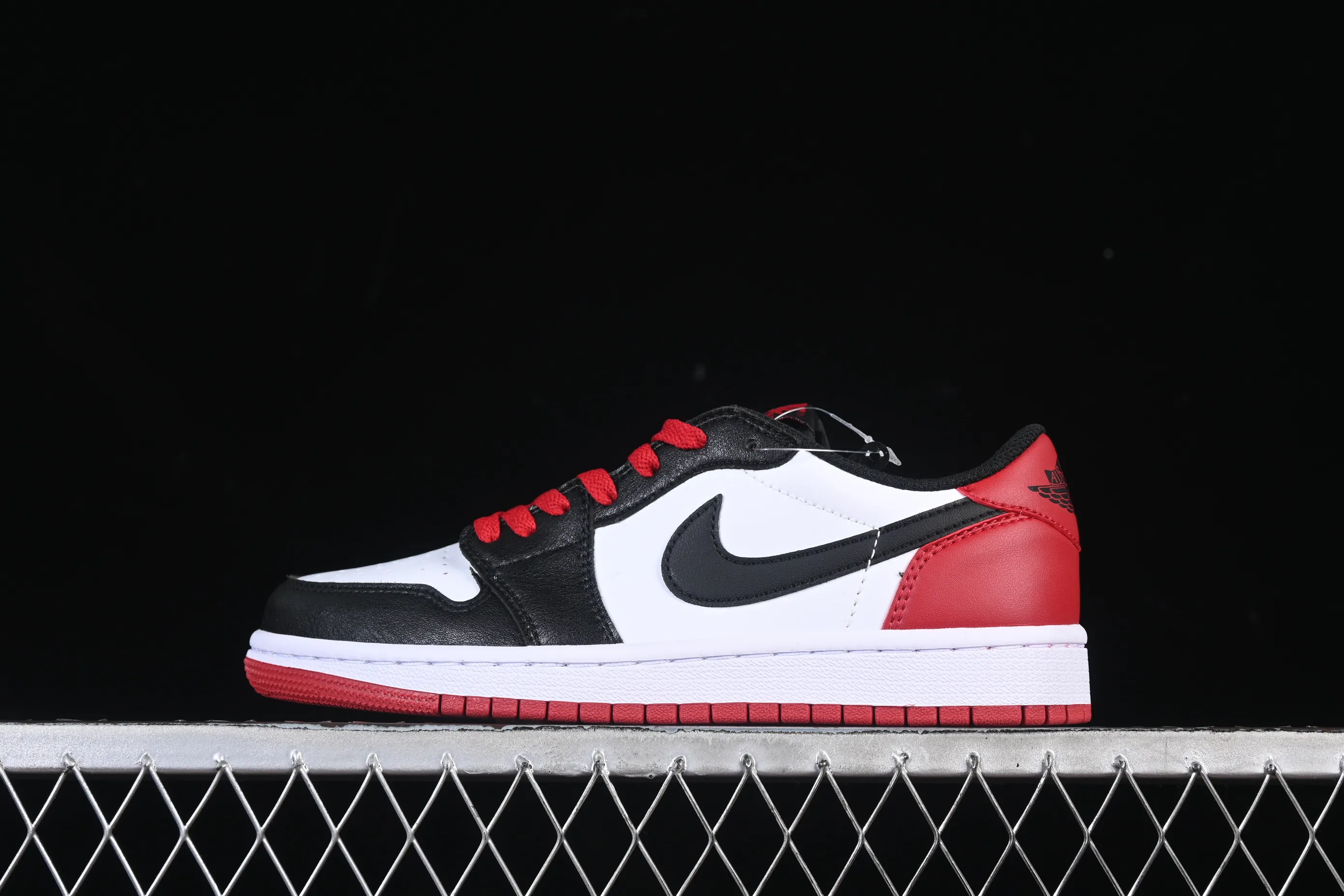All categories Air Jordan Jordan series basketball shoes Air Jordan 1 Low Air Jordan 1 Low OG "Black Toe" AJ1 Joe 1 black toe low-top cultural casual sneakers CZ0790-106